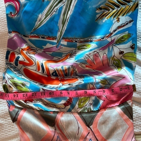 Save The Queen Dress Size XS - Picture 9 of 16